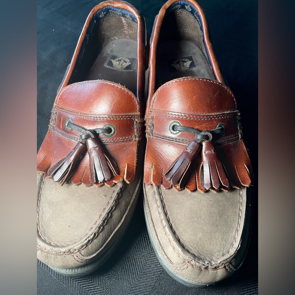 Authentic Men’s Docker brown Loafers size 9.5 M